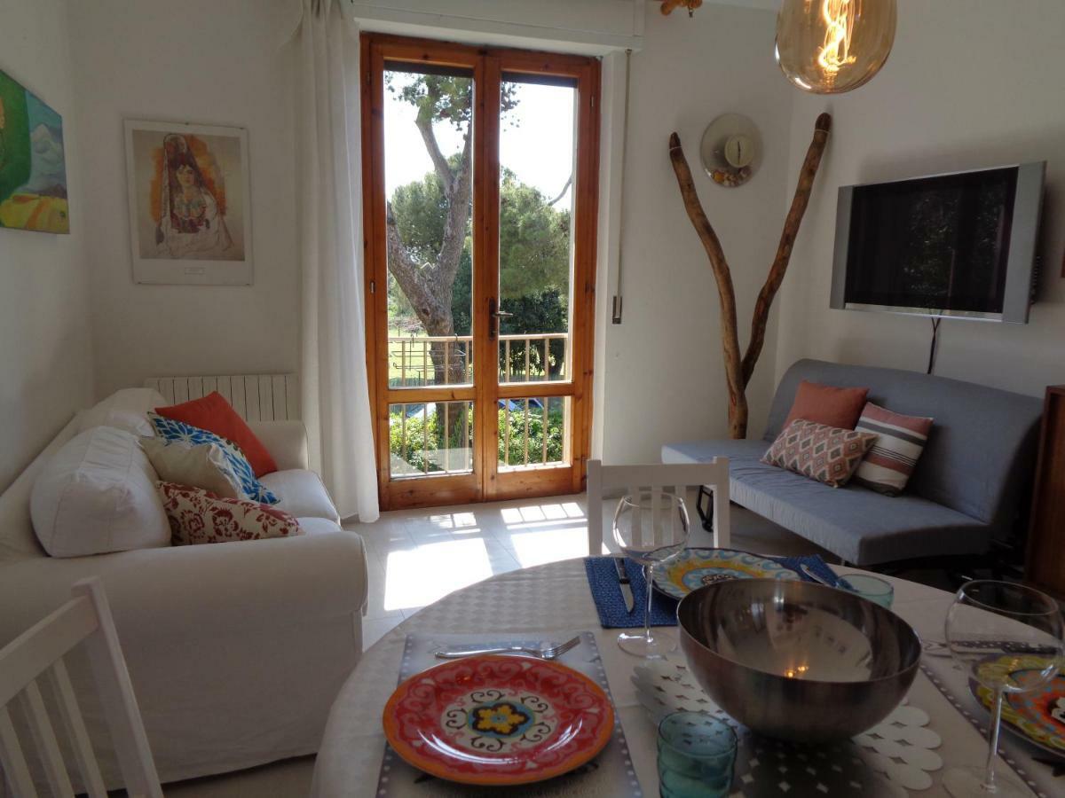 Ferienwohnung La Casa Di Nina Quercianella Exterior foto