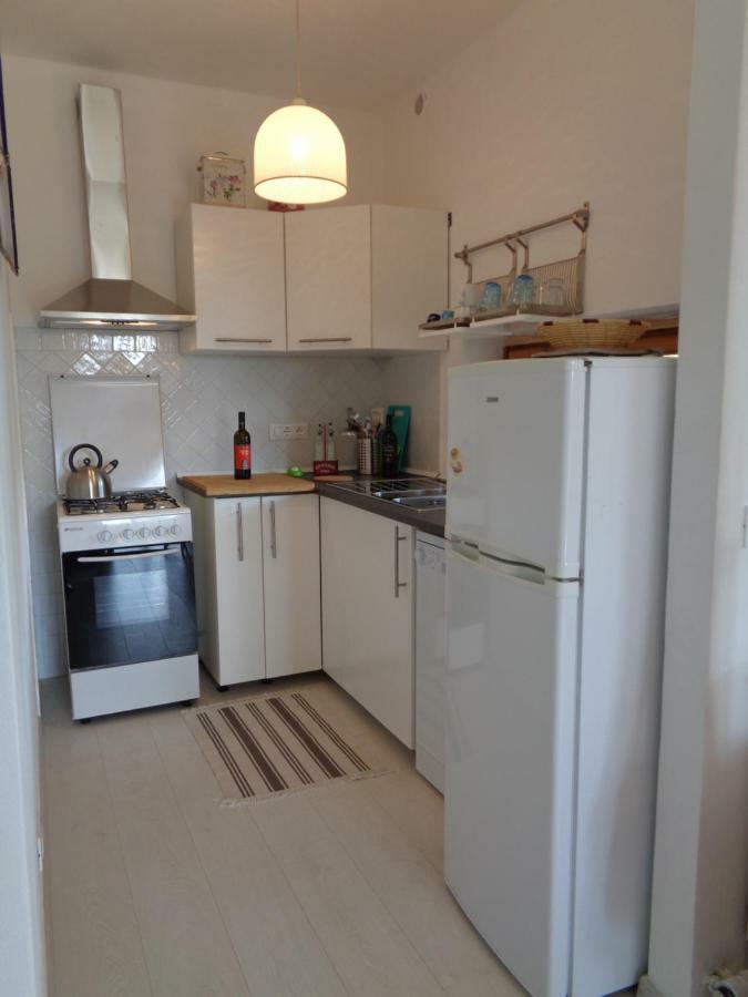 Ferienwohnung La Casa Di Nina Quercianella Exterior foto