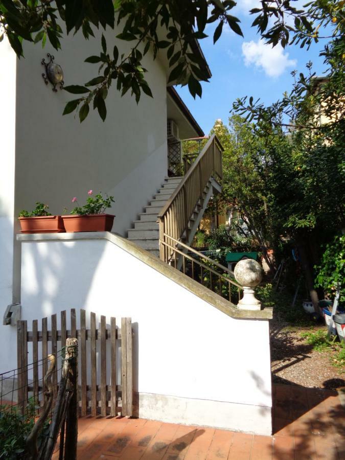 Ferienwohnung La Casa Di Nina Quercianella Exterior foto