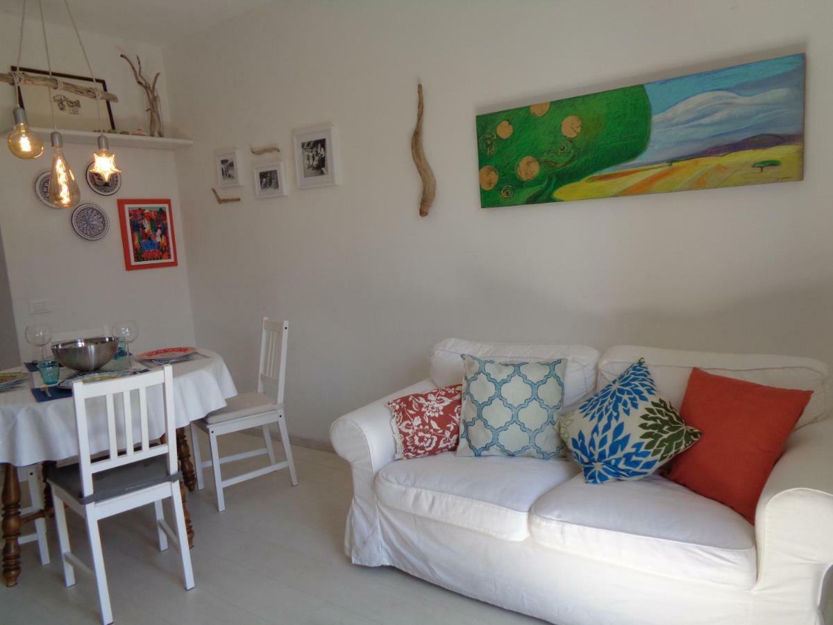 Ferienwohnung La Casa Di Nina Quercianella Exterior foto